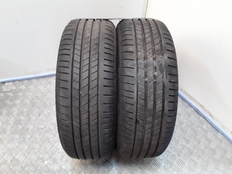 Recambio de neumatico pareja para neumaticos reutilizados - referencia OEM IAM 195551687H BRIDGESTONE 195/55/16/87H