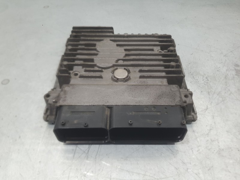 Recambio de centralita motor uce para volkswagen polo v (6r1, 6c1) 1.6 tdi referencia OEM IAM 03L990990S  
