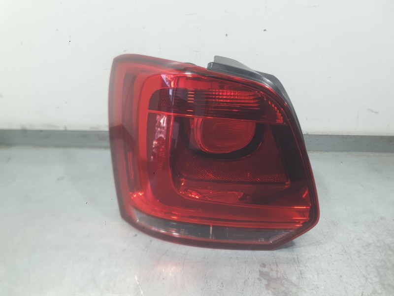 Recambio de piloto trasero izquierdo para volkswagen polo v (6r1, 6c1) 1.6 tdi referencia OEM IAM 6R0945095AH  