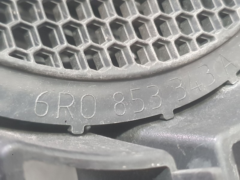 Recambio de rejilla delantera para volkswagen polo v (6r1, 6c1) 1.6 tdi referencia OEM IAM 6R0853651B9B9  