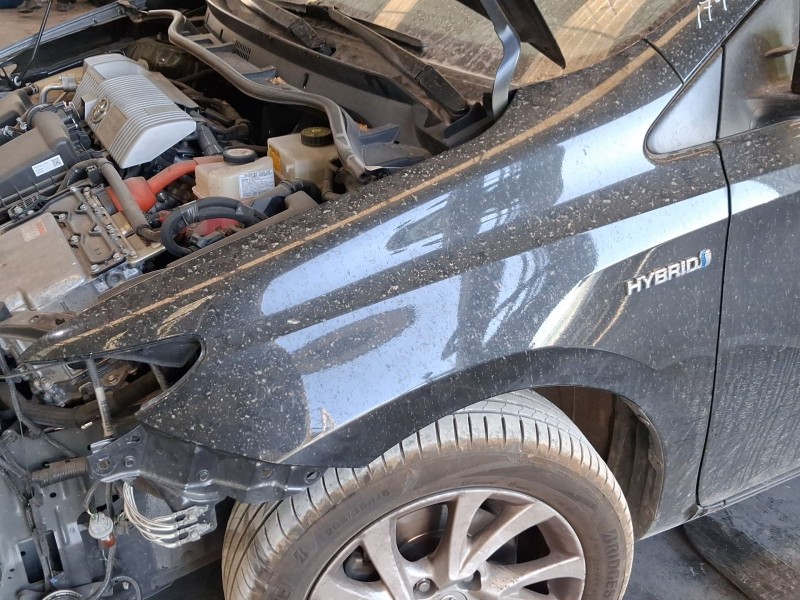 Recambio de aleta delantera izquierda para toyota auris (_e18_) 1.8 hybrid (zwe186_) referencia OEM IAM 5381202340  
