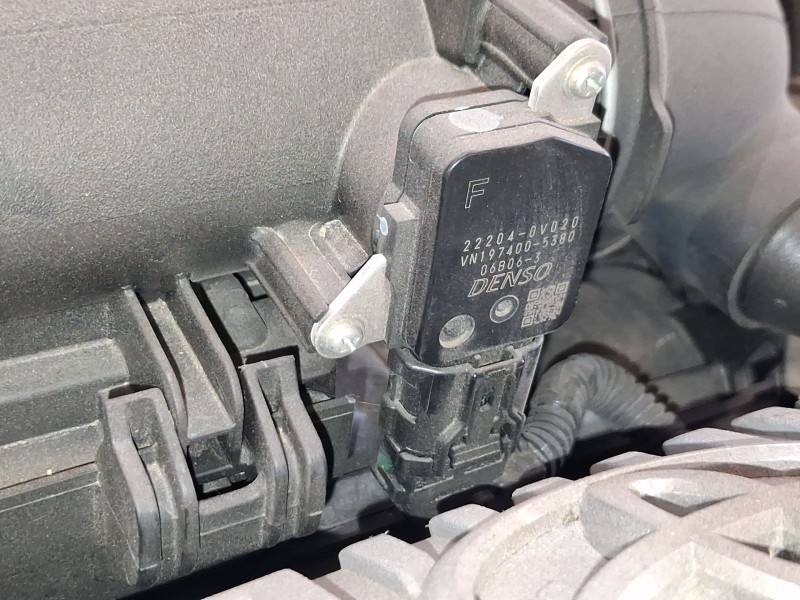 Recambio de caudalimetro para toyota auris (_e18_) 1.8 hybrid (zwe186_) referencia OEM IAM 222040V020  