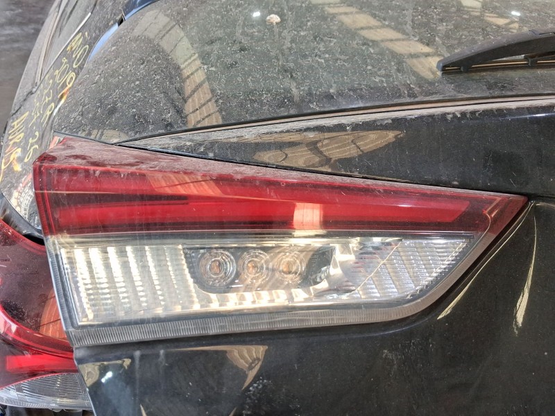 Recambio de piloto trasero izquierdo interior para toyota auris (_e18_) 1.8 hybrid (zwe186_) referencia OEM IAM 8159102450  