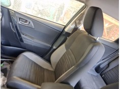 ASIENTO DELANTERO DERECHO 