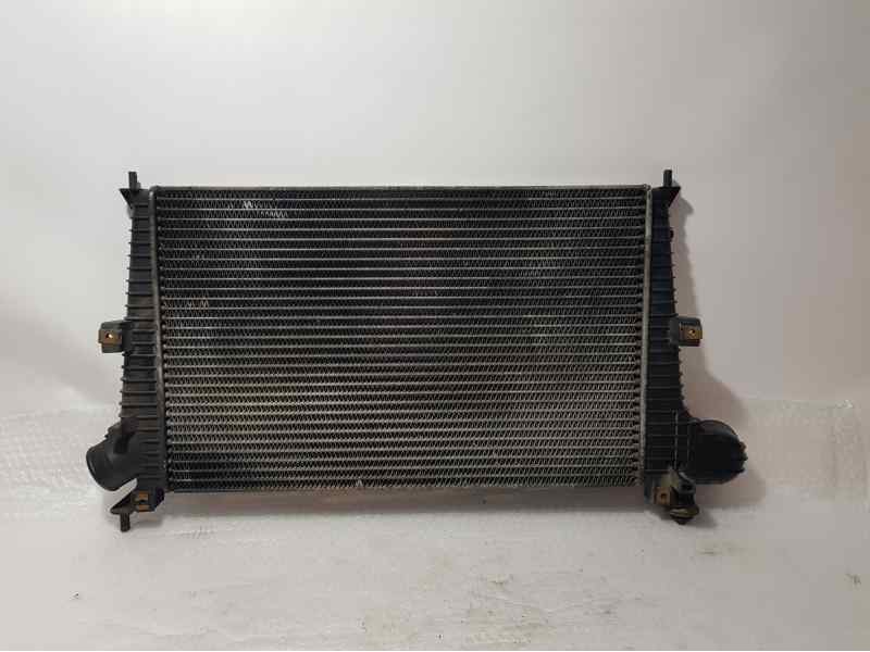Recambio de intercooler para saab 9-5 familiar 3.0 tid vector referencia OEM IAM 20509  VALEO