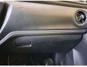 Recambio de guantera para toyota auris (_e18_) 1.8 hybrid (zwe186_) referencia OEM IAM 5555002290C2  