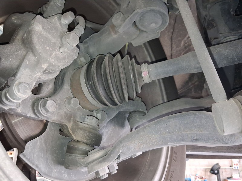 Recambio de mangueta delantera derecha para toyota auris (_e18_) 1.8 hybrid (zwe186_) referencia OEM IAM 4321105090  