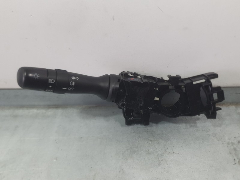 Recambio de mando intermitentes para toyota auris (_e15_) 1.4 (zze150_) referencia OEM IAM   