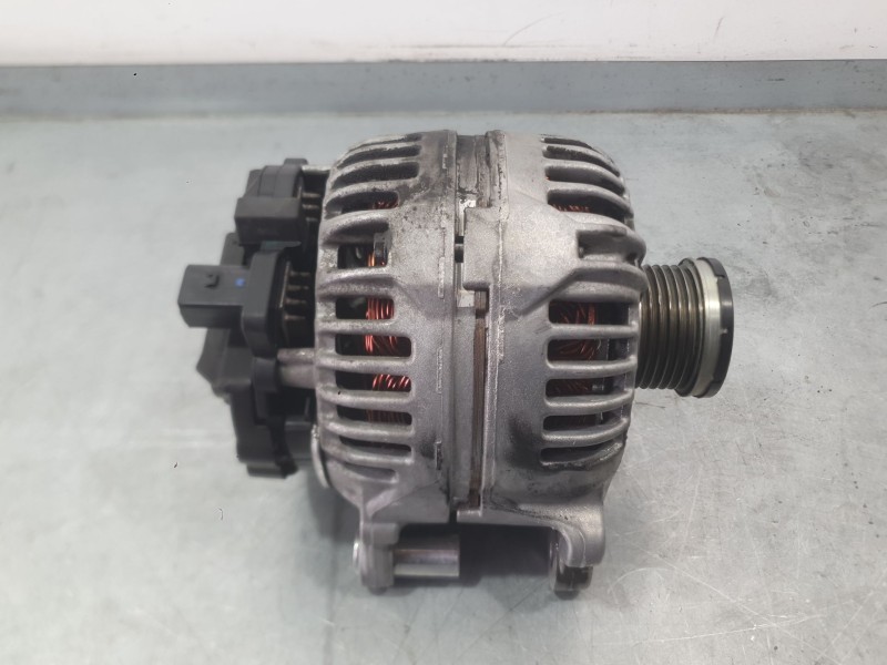 Recambio de alternador para seat altea xl (5p5, 5p8) 1.4 tsi referencia OEM IAM 03C903023A  