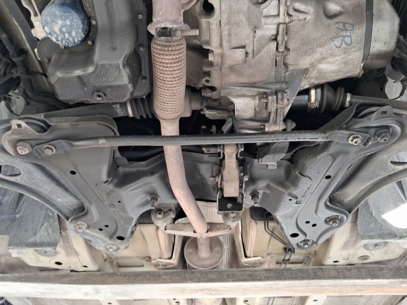 Recambio de puente delantero para citroën c3 iii (sx) 1.2 vti 82 referencia OEM IAM 9808011780  