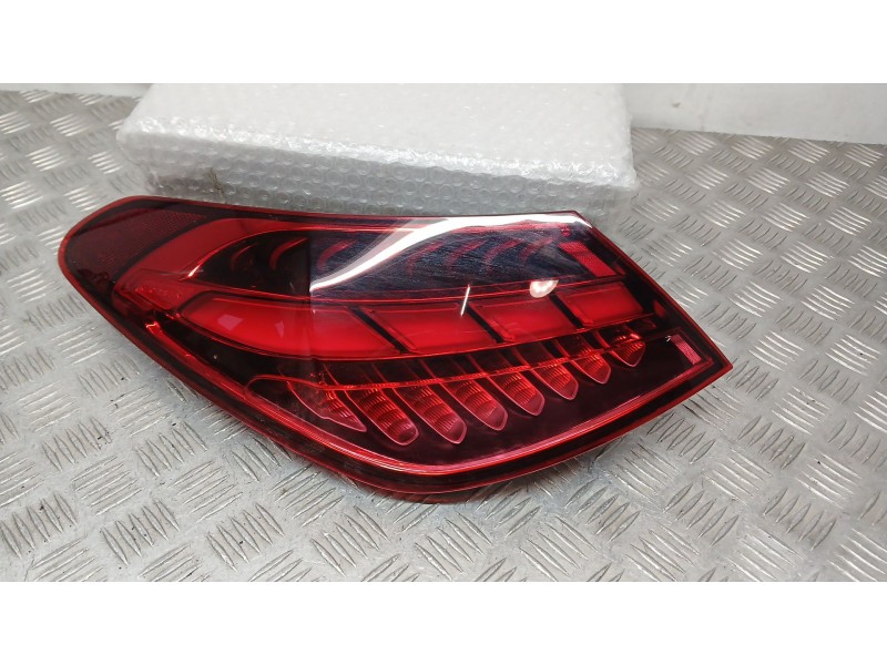 Recambio de piloto trasero izquierdo exterior para mercedes-benz clase c (w206) c 300 de (206.208) referencia OEM IAM A206906330