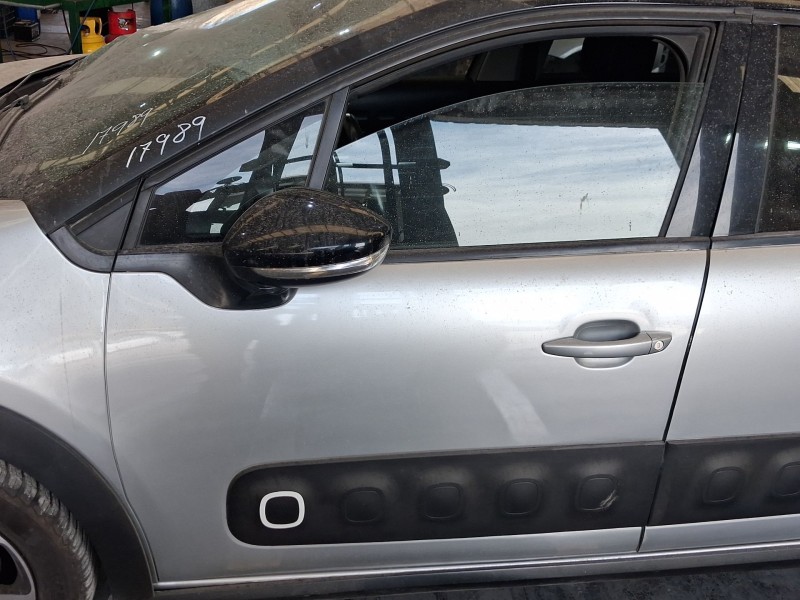 Recambio de puerta delantera izquierda para citroën c3 iii (sx) 1.2 vti 82 referencia OEM IAM 9812674380  
