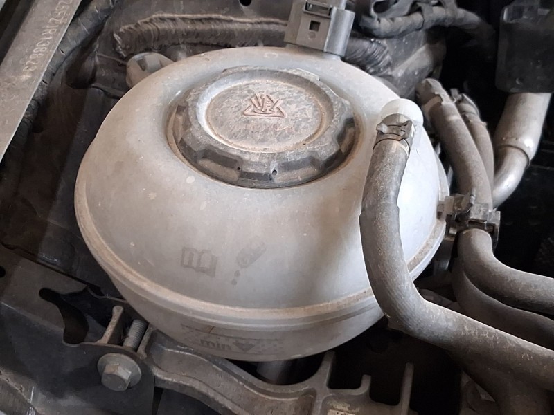 Recambio de deposito expansion para seat leon (5f1) 1.4 tsi referencia OEM IAM 5Q0121407AA  