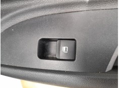 MANDO ELEVALUNAS TRASERO DERECHO 93581Q00004X 