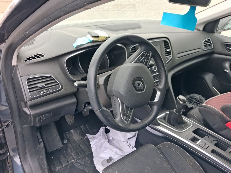 renault megane iv hatchback (b9a/m/n_) del año 2017