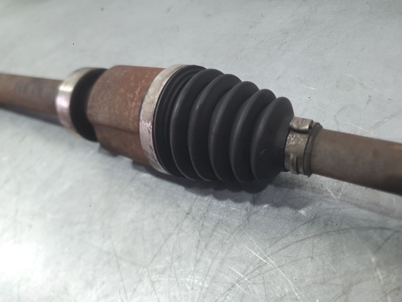 Recambio de transmision delantera derecha para renault clio iv (bh_) 1.5 dci 90 referencia OEM IAM 391008239R 391000262R 