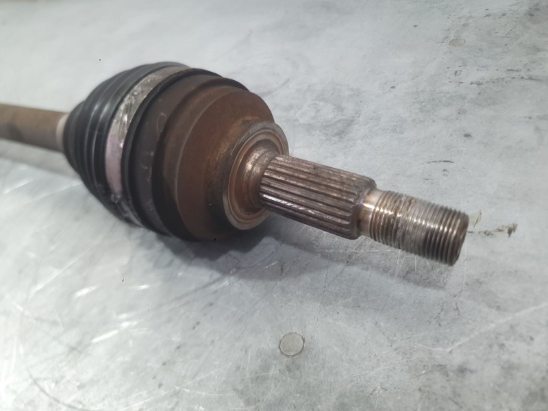 Recambio de transmision delantera derecha para renault clio iv (bh_) 1.5 dci 90 referencia OEM IAM 391008239R 391000262R 