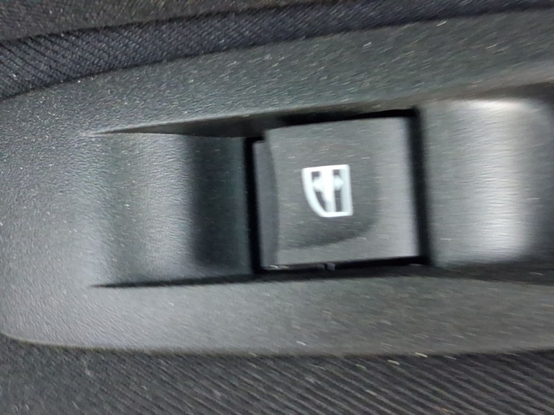Recambio de mando elevalunas trasero derecho para renault megane iv hatchback (b9a/m/n_) 1.2 tce 130 (b9mr) referencia OEM IAM 2