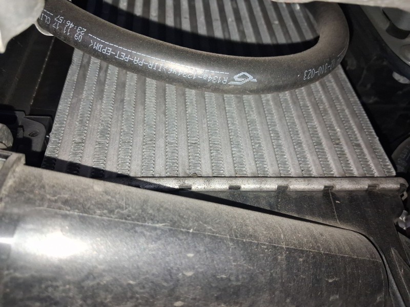 Recambio de intercooler para renault megane iv hatchback (b9a/m/n_) 1.2 tce 130 (b9mr) referencia OEM IAM 144614ED0A  