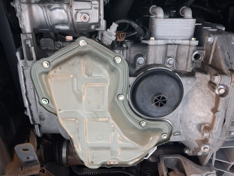 Recambio de motor completo para renault megane iv hatchback (b9a/m/n_) 1.2 tce 130 (b9mr) referencia OEM IAM H5F408 8201704815 