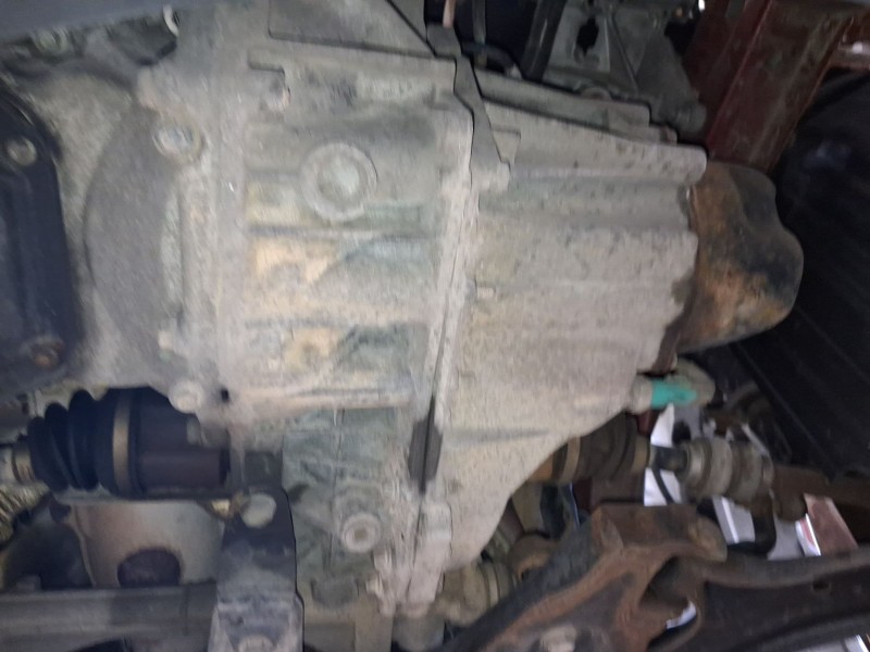 Recambio de caja cambios para nissan tiida hatchback (c11) 1.6 referencia OEM IAM JH3164 3201001Q5C 