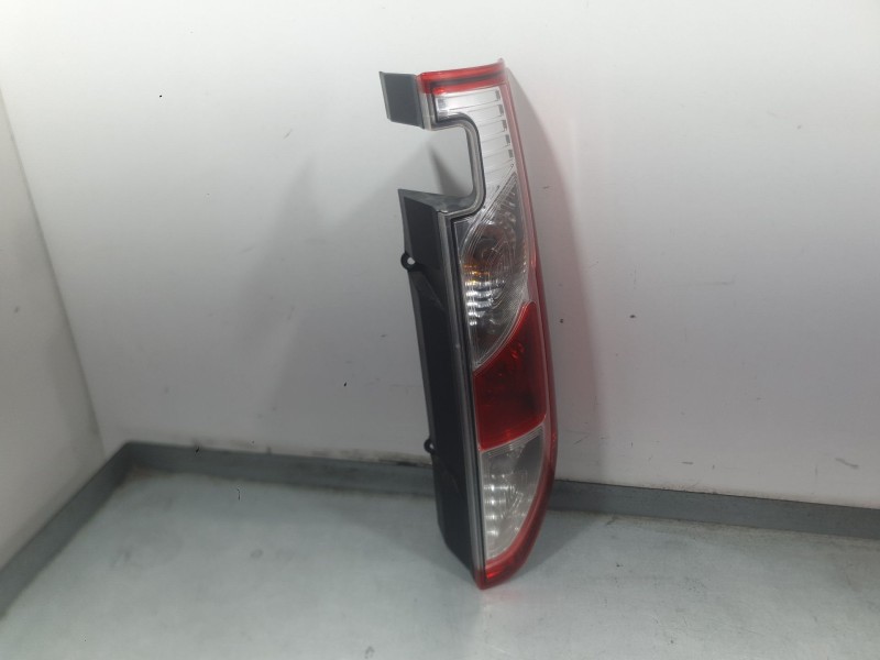Recambio de piloto trasero derecho para renault kangoo / grand kangoo ii (kw0/1_) 1.5 dci 75 (kw07, kw10, kw04) referencia OEM I