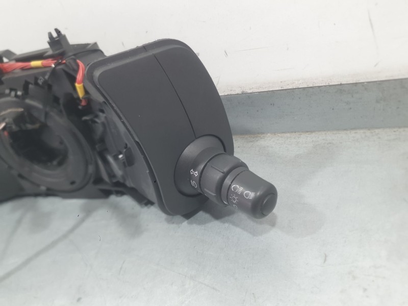 Recambio de mando luces y limpia para renault kangoo / grand kangoo ii (kw0/1_) 1.5 dci 75 (kw07, kw10, kw04) referencia OEM IAM