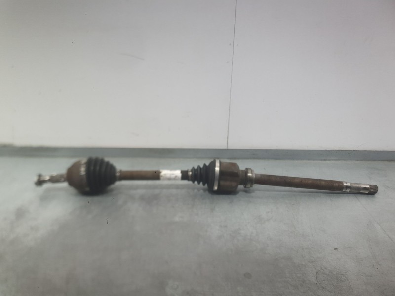 Recambio de transmision delantera derecha para peugeot 508 i (8d_) 2.0 hdi referencia OEM IAM 9686867380  