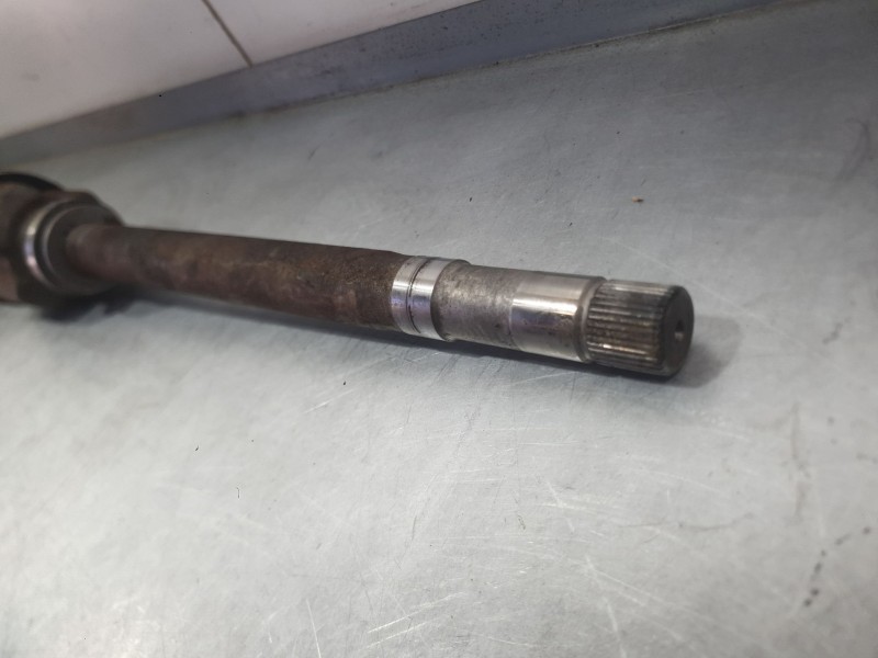 Recambio de transmision delantera derecha para peugeot 508 i (8d_) 2.0 hdi referencia OEM IAM 9686867380  