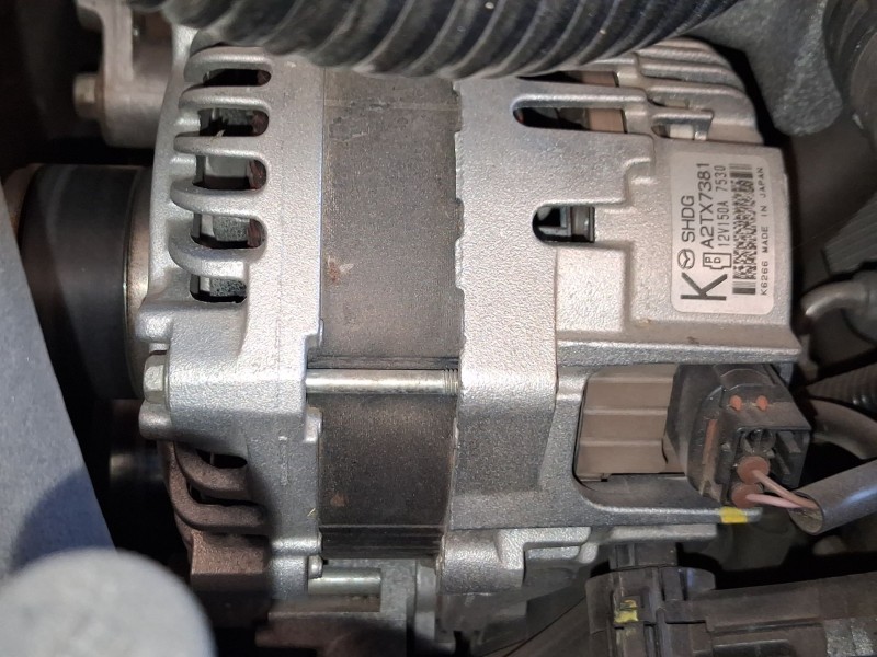 Recambio de alternador para mazda cx-5 (kf) 2.2 d referencia OEM IAM SH0118300B  