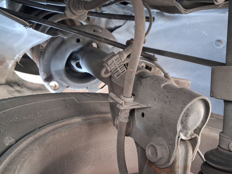 Recambio de amortiguador delantero derecho para mazda cx-5 (kf) 2.2 d referencia OEM IAM KB8T34700  