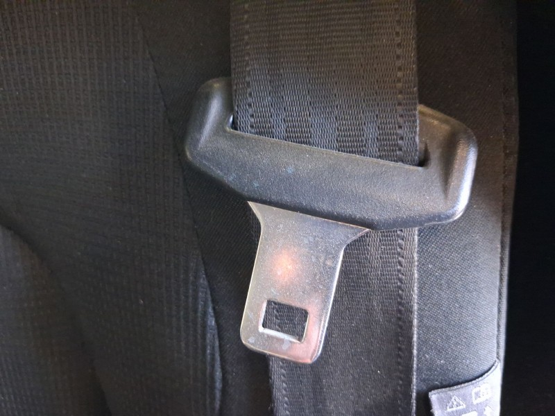 Recambio de cinturon seguridad trasero derecho para mazda cx-5 (kf) 2.2 d referencia OEM IAM KB8M57LM0D  