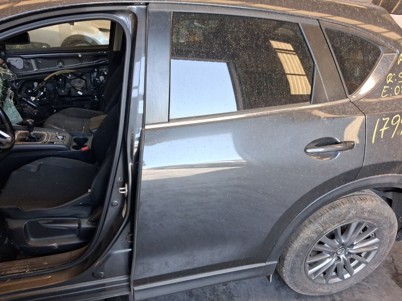 Recambio de puerta trasera izquierda para mazda cx-5 (kf) 2.2 d referencia OEM IAM KBY07302XF  
