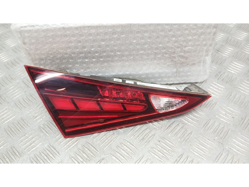 Recambio de piloto trasero izquierdo interior para mercedes-benz clase c (w206) c 300 de (206.208) referencia OEM IAM A206906390