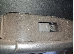 MANDO ELEVALUNAS TRASERO IZQUIERDO KG6N66380A 