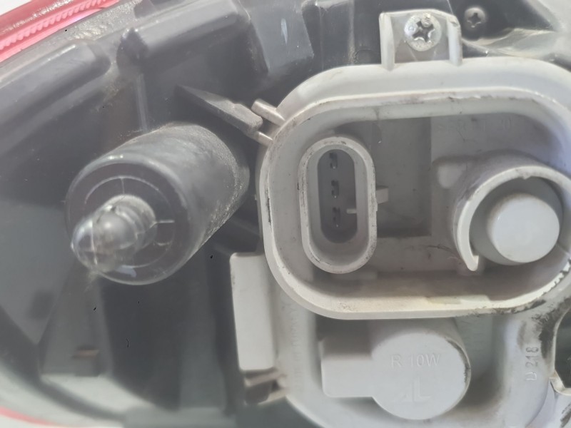 Recambio de piloto trasero derecho exterior para alfa romeo giulietta (940_) 1.6 jtdm (940fxd1a) referencia OEM IAM 50513612  