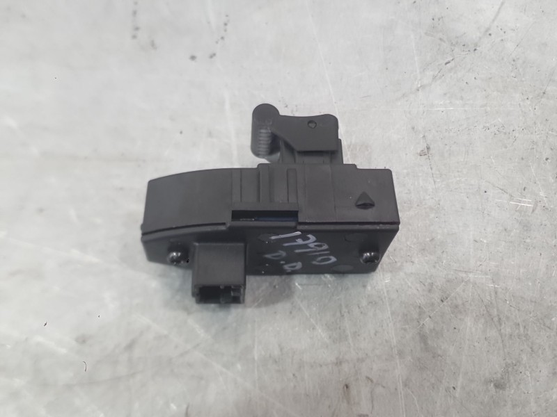Recambio de mando elevalunas delantero derecho para alfa romeo giulietta (940_) 1.6 jtdm (940fxd1a) referencia OEM IAM 156150330