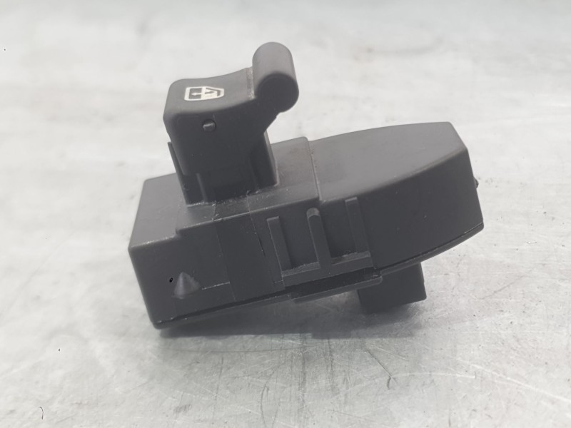 Recambio de mando elevalunas trasero derecho para alfa romeo giulietta (940_) 1.6 jtdm (940fxd1a) referencia OEM IAM 156150332  