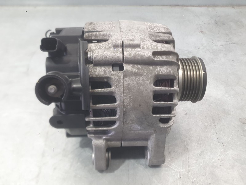 Recambio de alternador para peugeot 208 ii (ub_, up_, uw_, uj_) 1.2 puretech 100 referencia OEM IAM 9835689480  