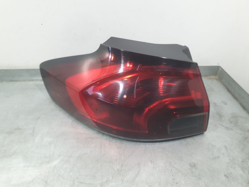 Recambio de piloto trasero izquierdo exterior para opel zafira tourer c (p12) 1.6 cdti (75) referencia OEM IAM 39033314  