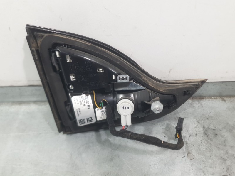Recambio de piloto trasero derecho interior para opel zafira tourer c (p12) 1.6 cdti (75) referencia OEM IAM 39028600  