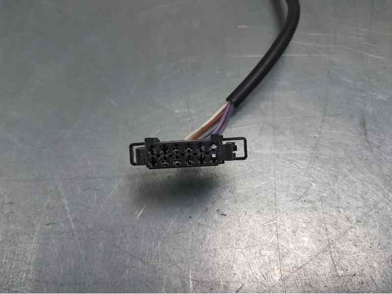 Recambio de retrovisor derecho para volkswagen passat berlina (3b2) comfortline referencia OEM IAM  5 CABLES ELECTRICO