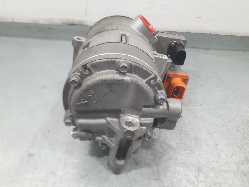 Recambio de compresor aire acondicionado para volkswagen up! (121, 122, bl1, bl2, bl3, 123) e-up referencia OEM IAM 5QE816803L  