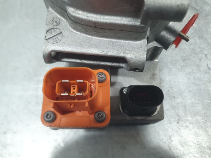 Recambio de compresor aire acondicionado para volkswagen up! (121, 122, bl1, bl2, bl3, 123) e-up referencia OEM IAM 5QE816803L  