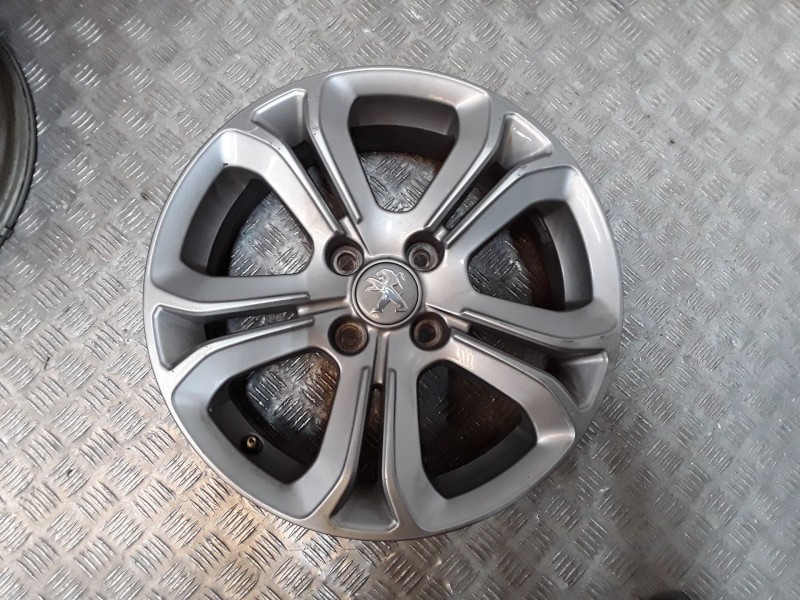 Recambio de juego llantas aluminio para peugeot 208 i (ca_, cc_) 1.2 vti 82 referencia OEM IAM 6X16 4 TORN ET23 ALUMINIO ROZADAS