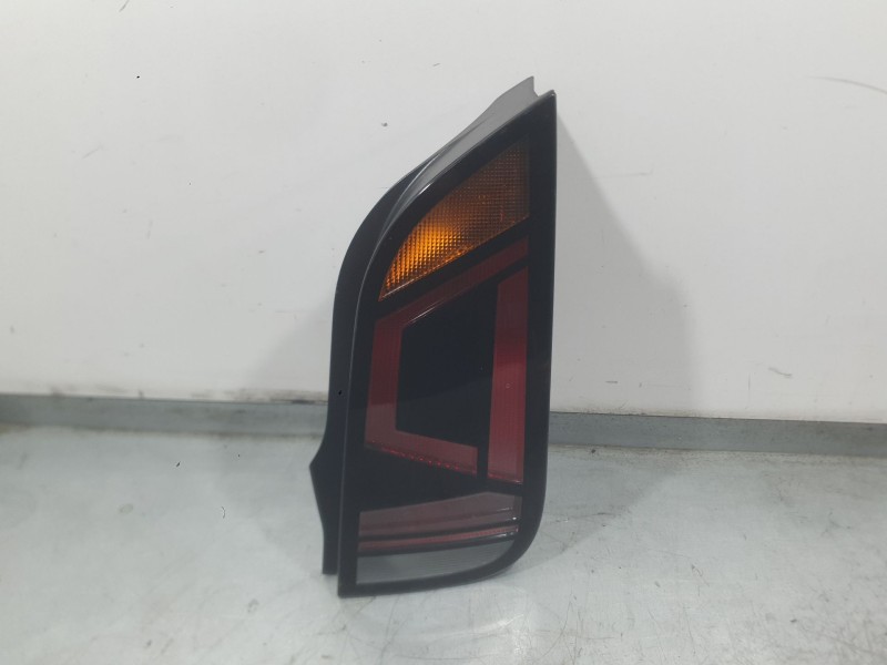 Recambio de piloto trasero derecho para volkswagen up! (121, 122, bl1, bl2, bl3, 123) e-up referencia OEM IAM 1S0945096J  