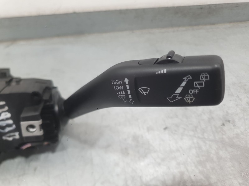 Recambio de mando luces y limpia para volkswagen up! (121, 122, bl1, bl2, bl3, 123) e-up referencia OEM IAM 1S0953513E9B9  