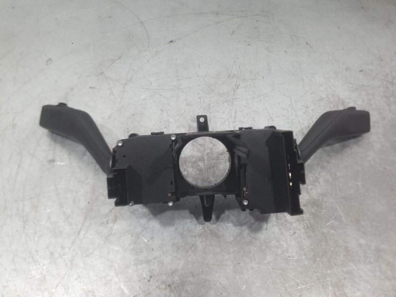 Recambio de mando luces y limpia para volkswagen up! (121, 122, bl1, bl2, bl3, 123) e-up referencia OEM IAM 1S0953513E9B9  