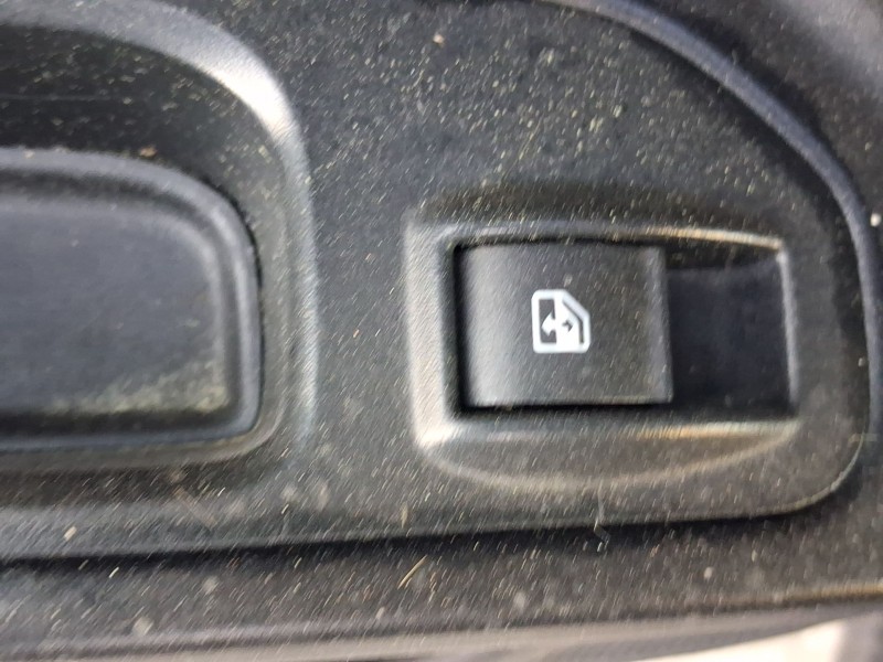 Recambio de mando elevalunas trasero izquierdo para fiat tipo station wagon (356_, 357_) 1.4 lpg (356wxf1b) referencia OEM IAM 7