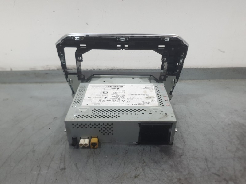 Recambio de sistema audio / radio para volkswagen up! (121, 122, bl1, bl2, bl3, 123) e-up referencia OEM IAM 1S0035869B  